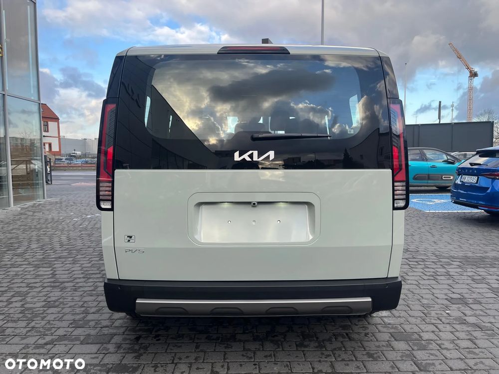 Kia PV5 71.2kWh - 8