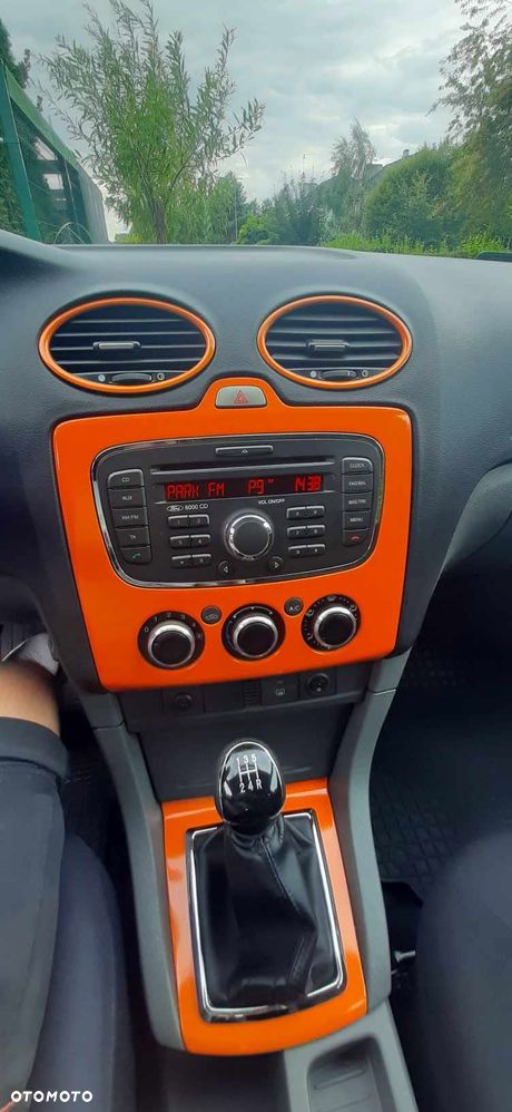 Ford Focus 1.6 TDCi Ambiente - 6