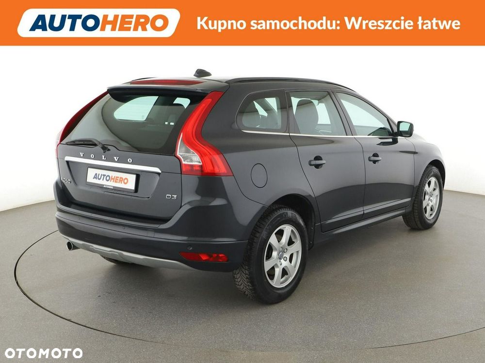 Volvo XC 60 D3 Momentum - 8