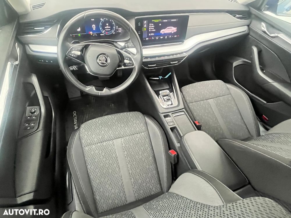 Skoda Octavia 2.0 TDI DSG Style - 9