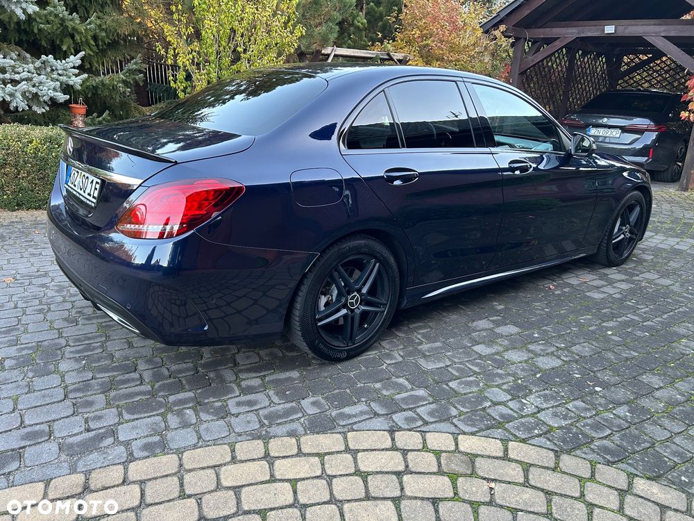 Mercedes-Benz C-Class 2019 photo 4