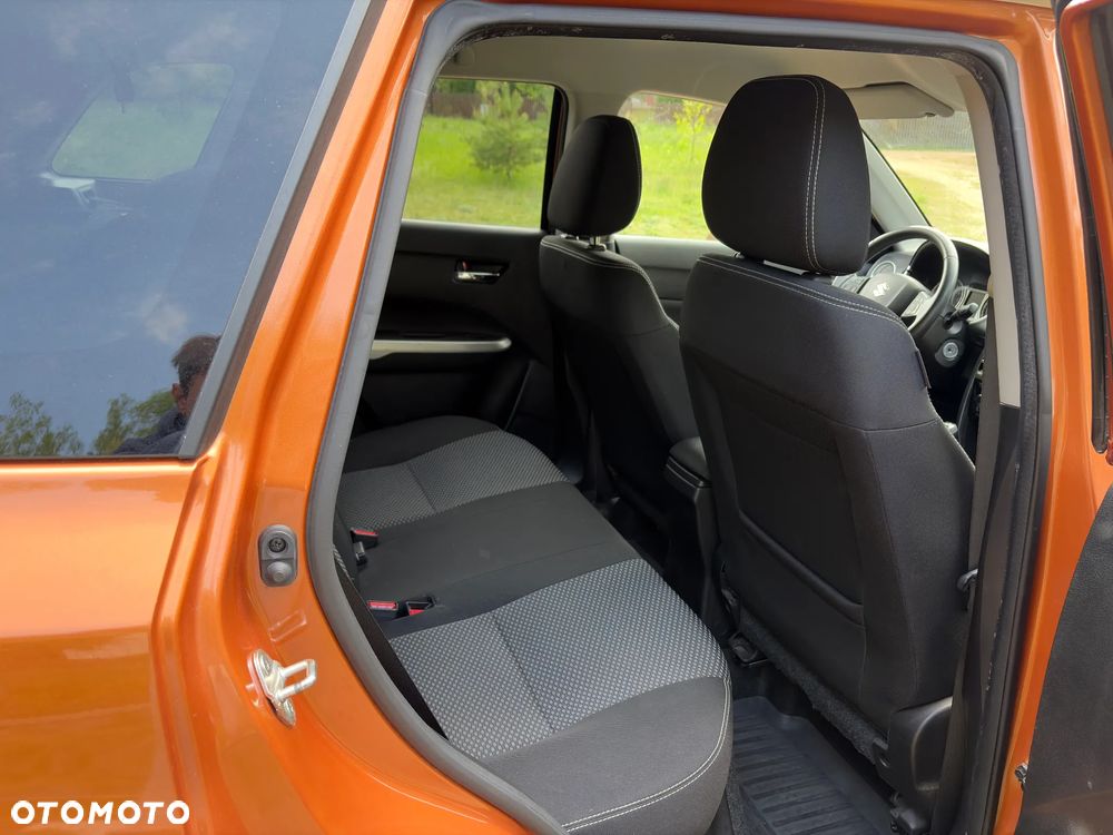 Suzuki Vitara 1.6 Premium 4WD - 10
