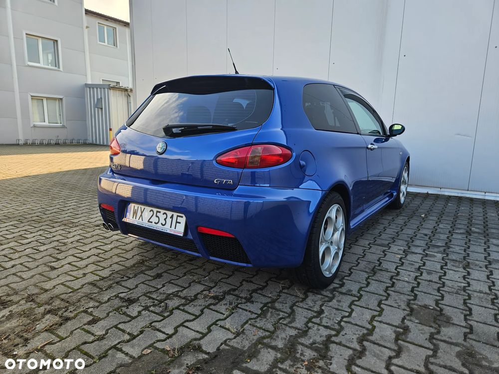Alfa Romeo 147 3.2 V6 24V GTA - 25