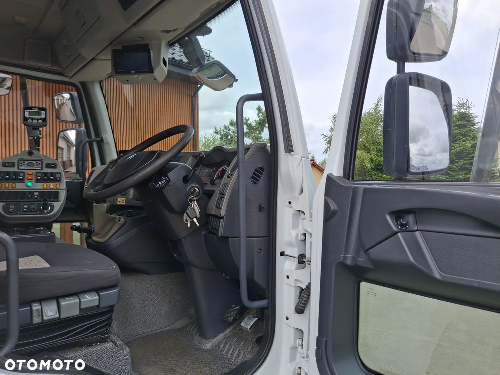 Renault Midlum 220 Zamiatarka Johnston VS500 Szczotki L/R Obie Strony Napęd Hydrostatyczny 2012r - 18