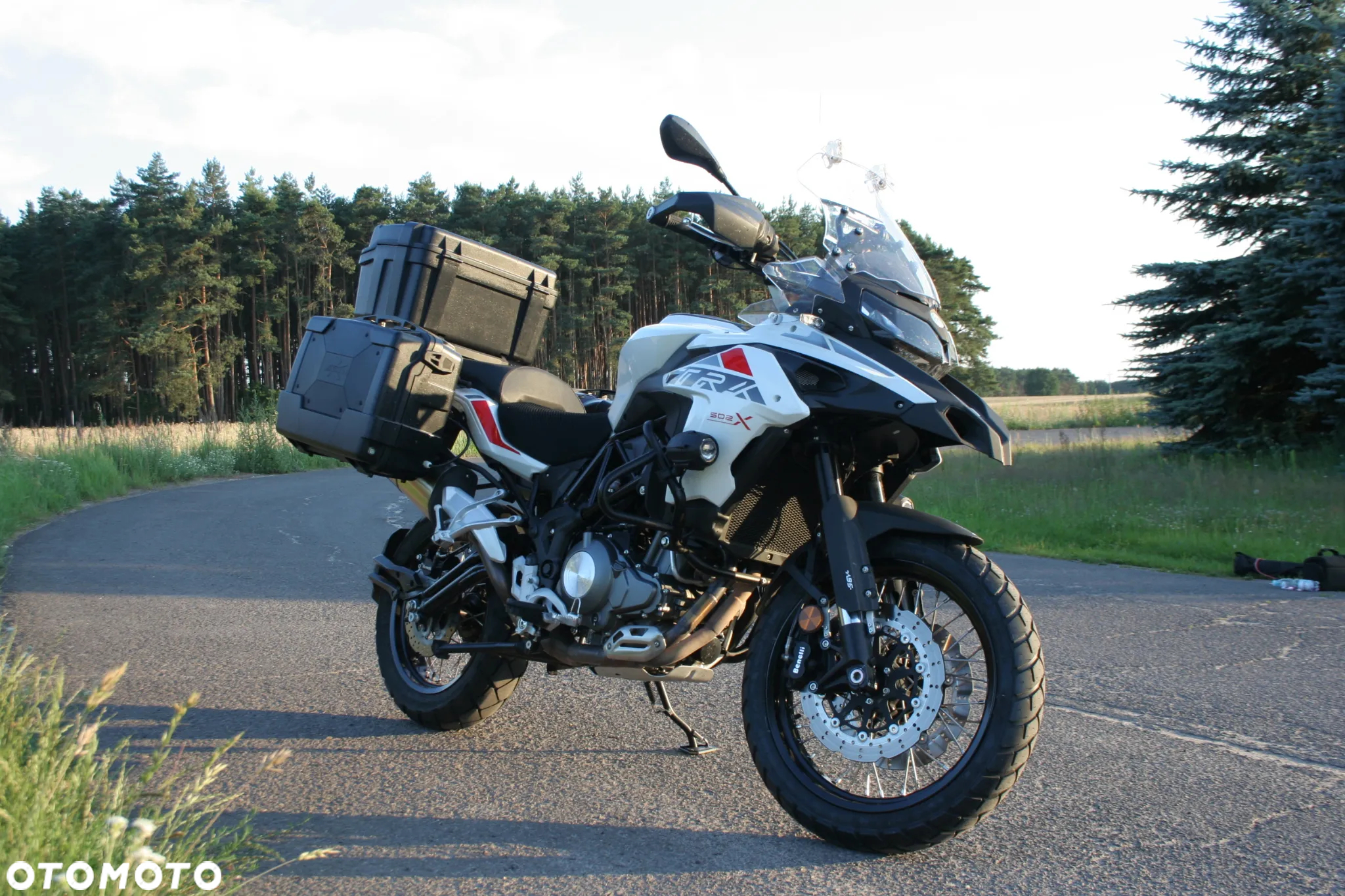 Benelli TRK 502 - 4