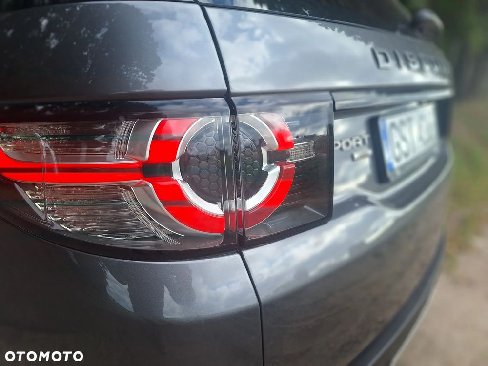 Land Rover Discovery Sport 2.0 D180 HSE - 12