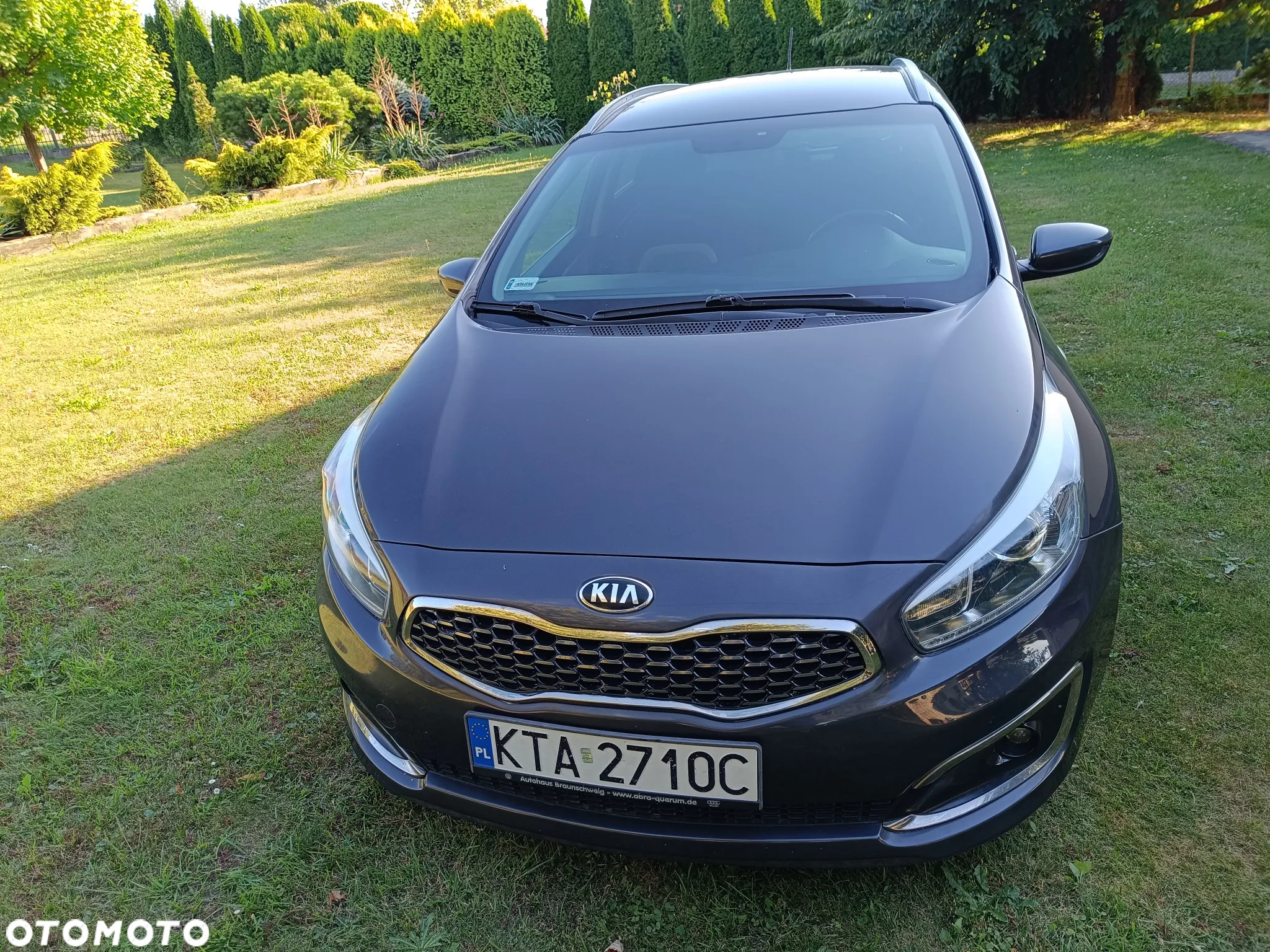 Kia Ceed 1.4 CVVT SW UEFA EURO 2016 - 3