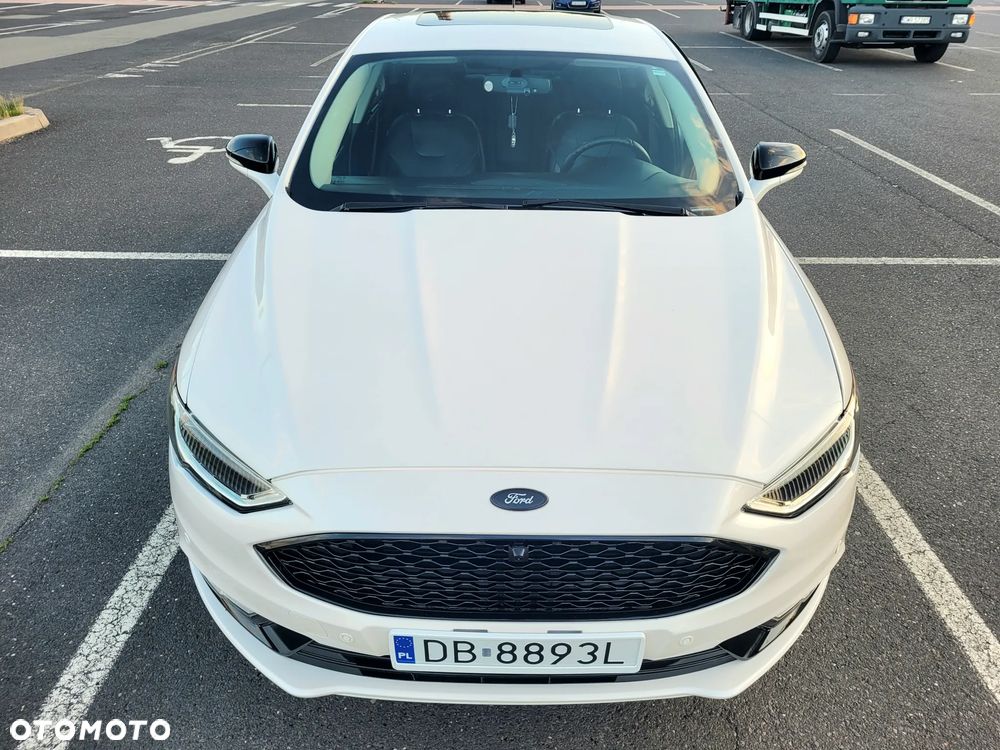 Ford Fusion - 19