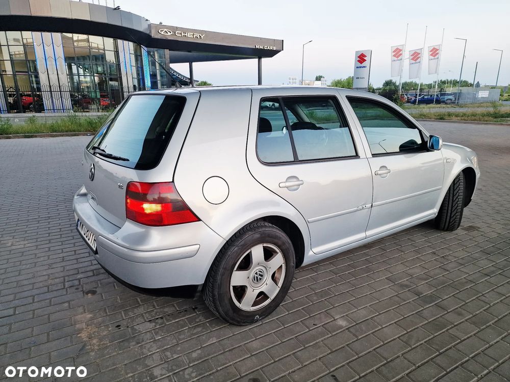 Volkswagen Golf 1.6 Highline - 6