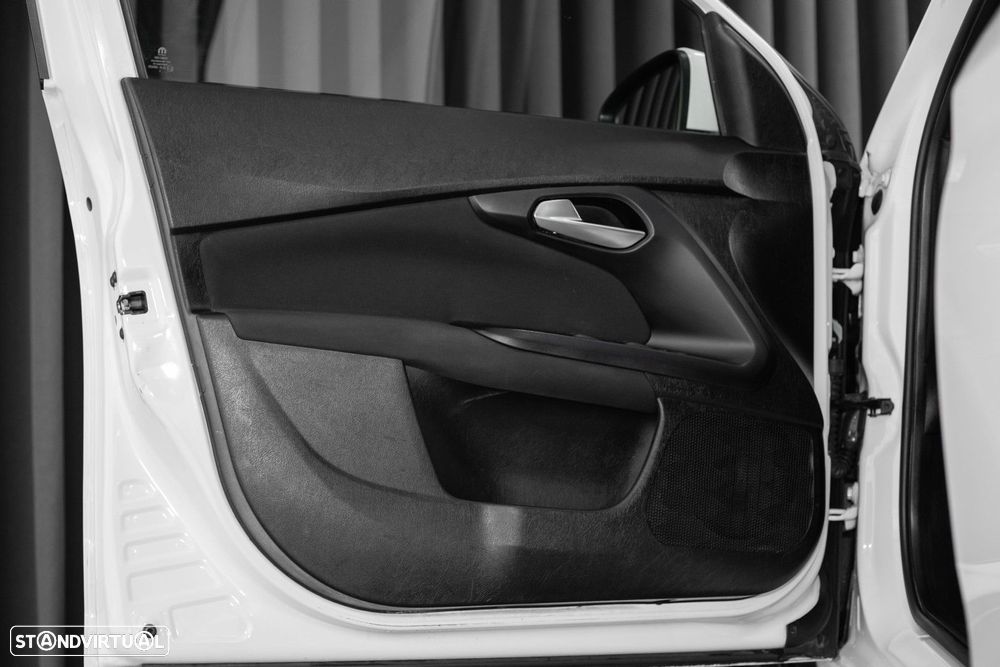 Fiat Tipo Station Wagon 1.3 M-Jet Lounge - 24