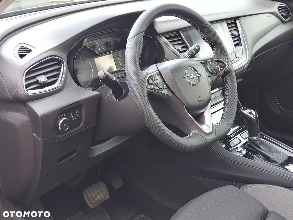 Opel Grandland X 1.2 Start/Stop Automatik Business Edition - 8