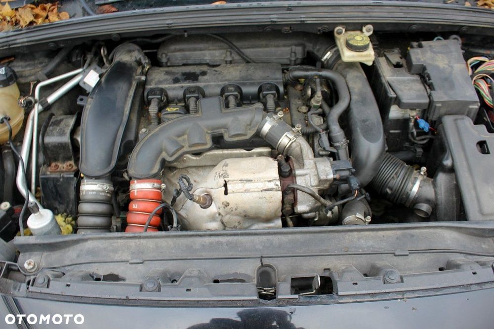 Peugeot 308 T7 2010 1.6i 16V 5FV HB5D (MASKA, ZDERZAK, LAMPA, BŁOTNIK, DRZWI, SZYBA, FOTEL) - 6