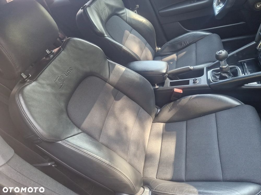 Audi A3 Sportback 2.0 TDI DPF S line Sportpaket - 22