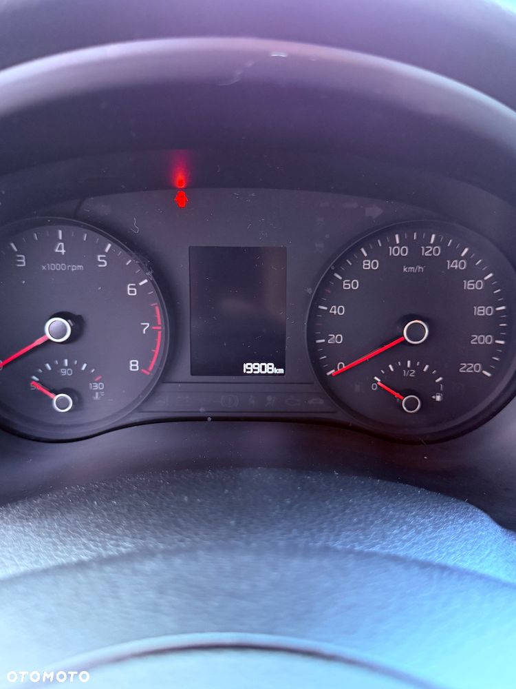 Kia Rio - 24