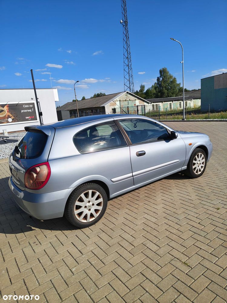 Nissan Almera - 4
