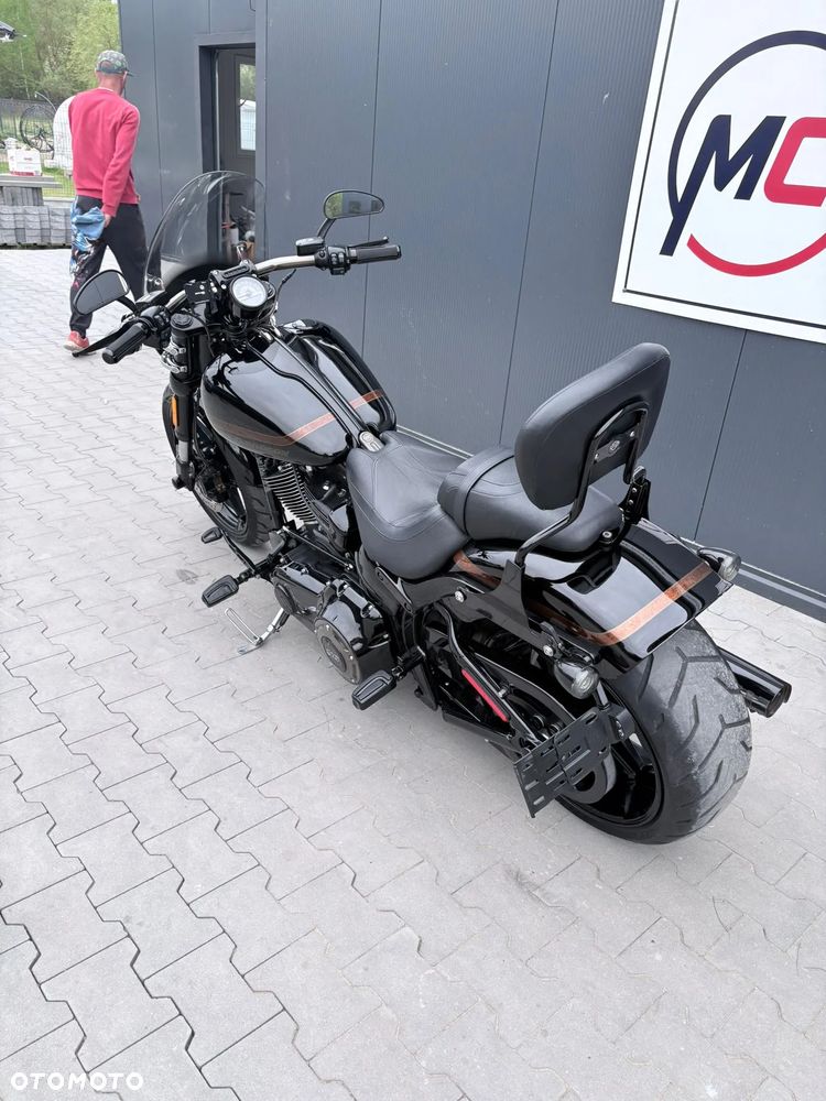 Harley-Davidson Softail Breakout - 10