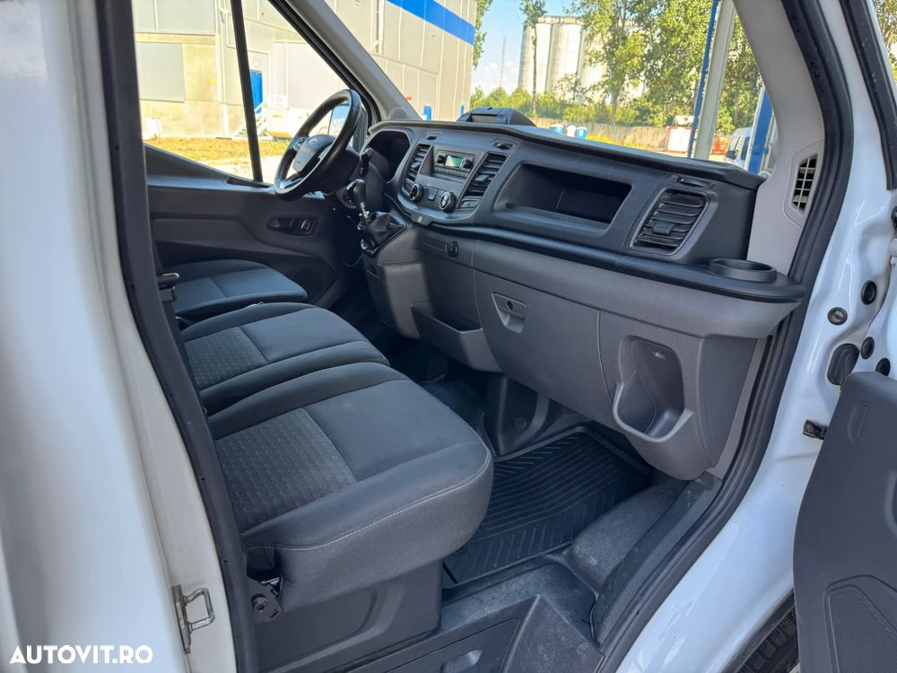 Ford Transit - 10