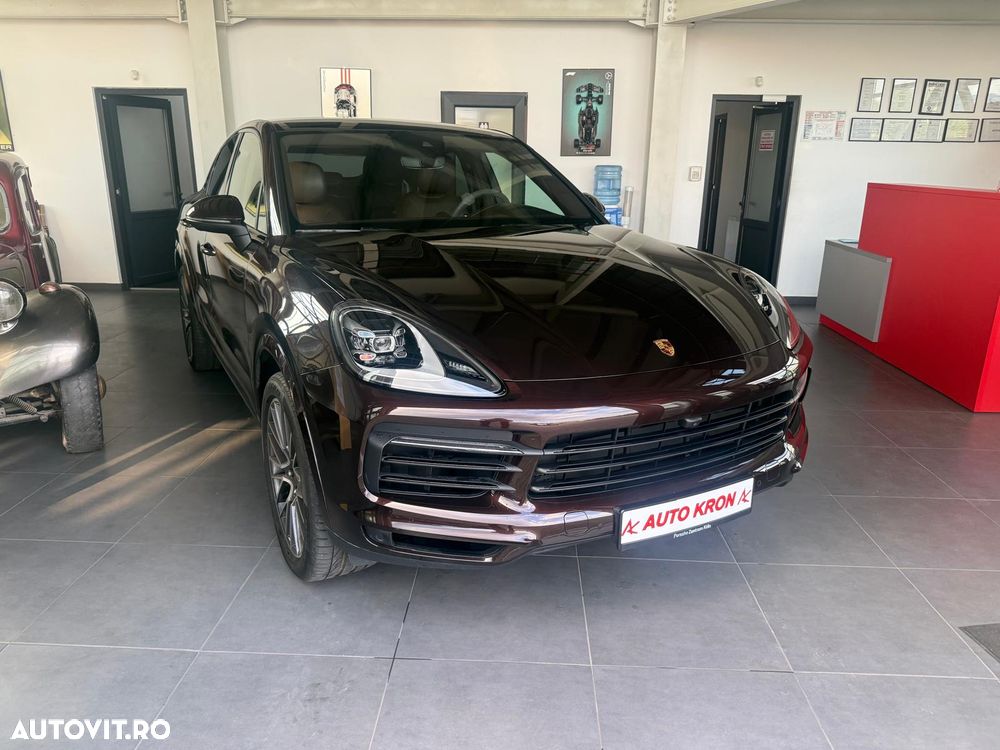 Porsche Cayenne - 1
