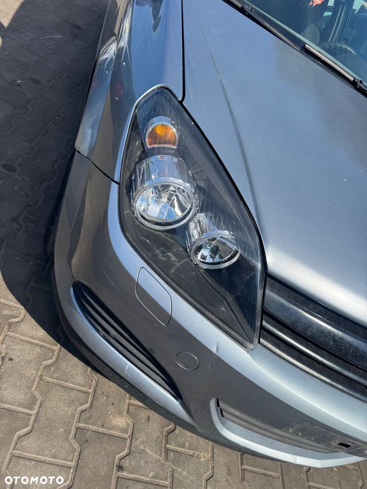Opel Astra H na części - 6