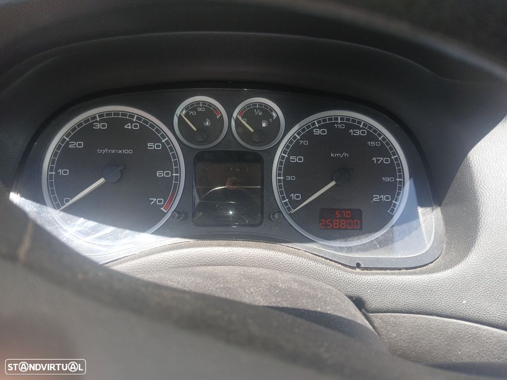 Peugeot 307 1.4 XS - 8