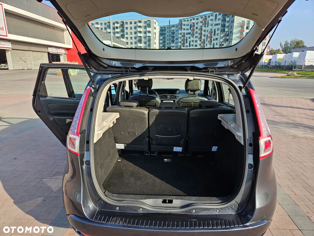 Renault Scenic - 8
