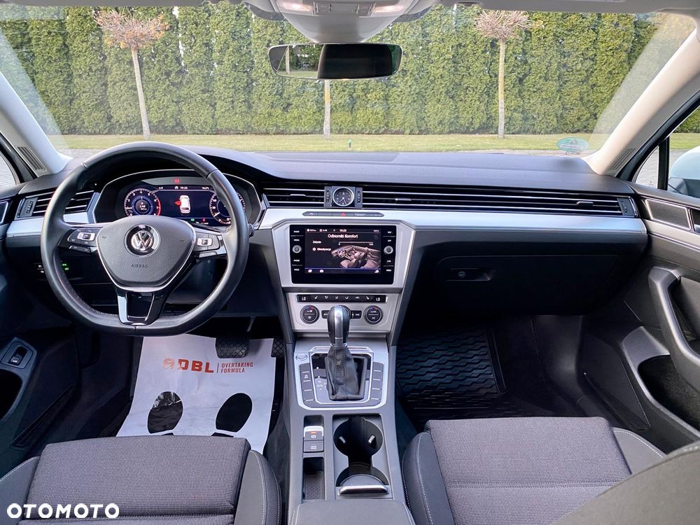 Volkswagen Passat 1.5 TSI OPF DSG Highline - 27