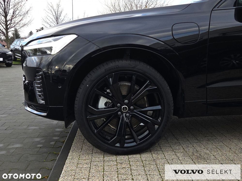 Volvo XC 60 T8 AWD Plus Black Edition - 32