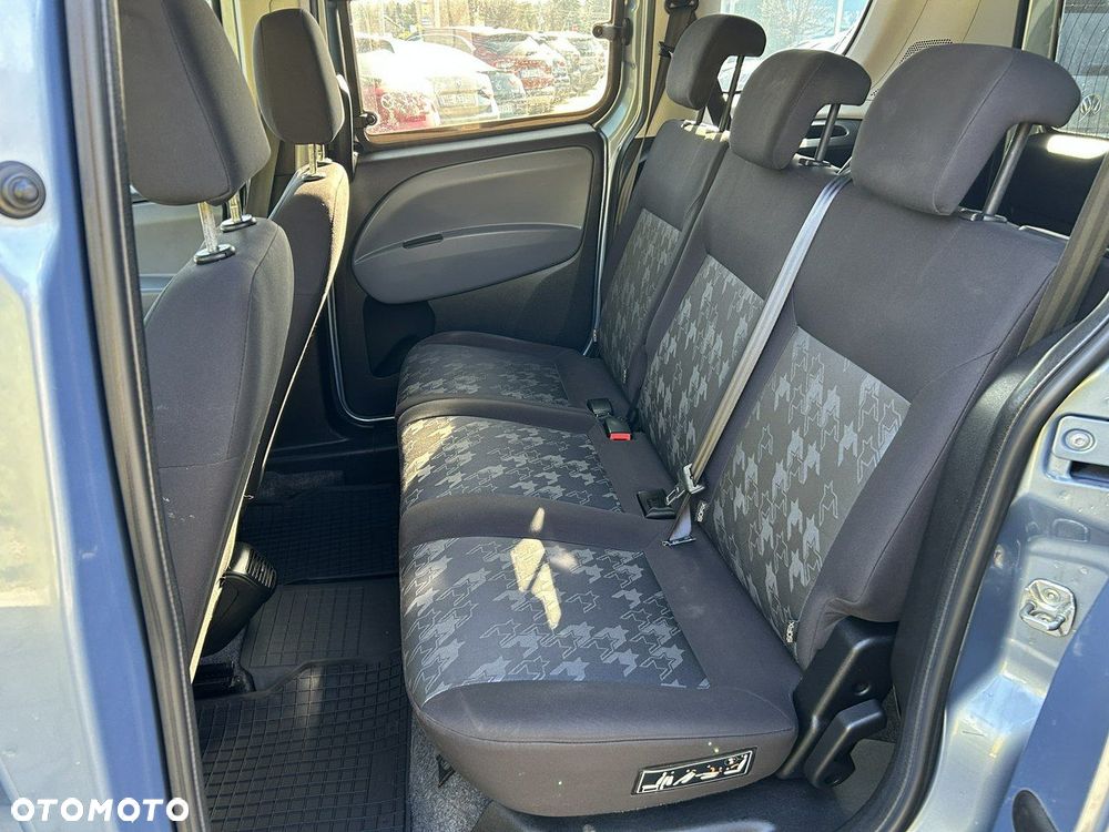 Opel Combo 1.4 Enjoy Eu6 - 11