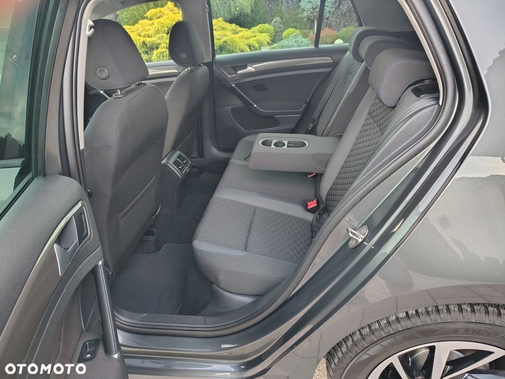 Volkswagen Golf 2.0 TDI BMT Highline DSG - 16