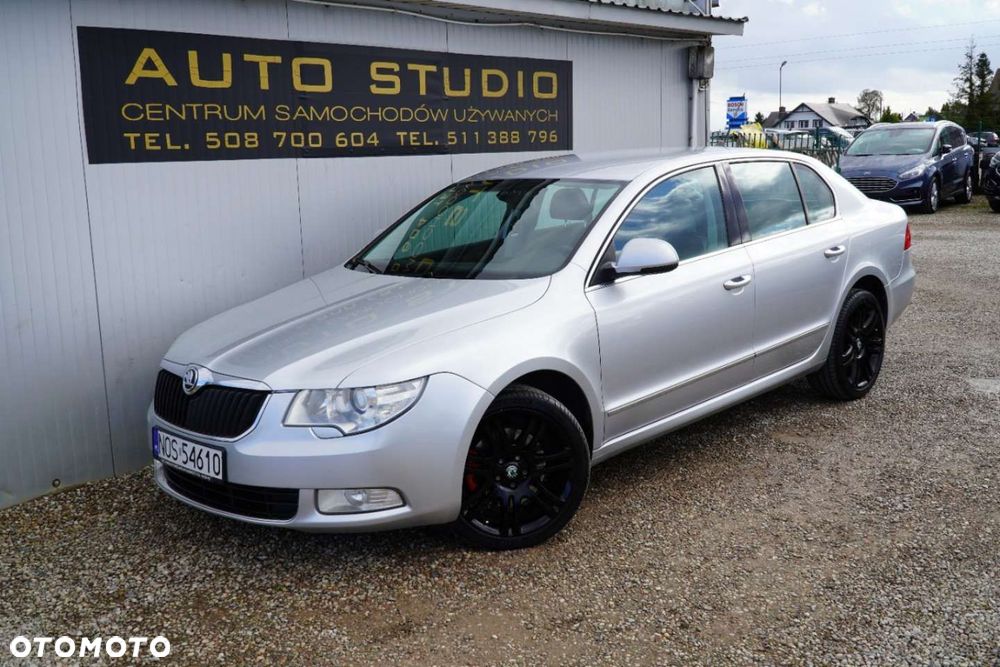 Skoda Superb 2.0 TDI DSG Exclusive - 30