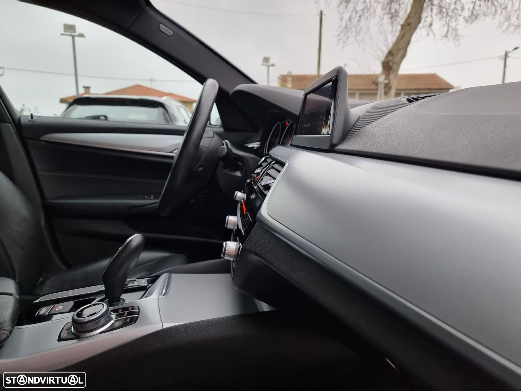 BMW 520 d Line Luxury Auto - 35
