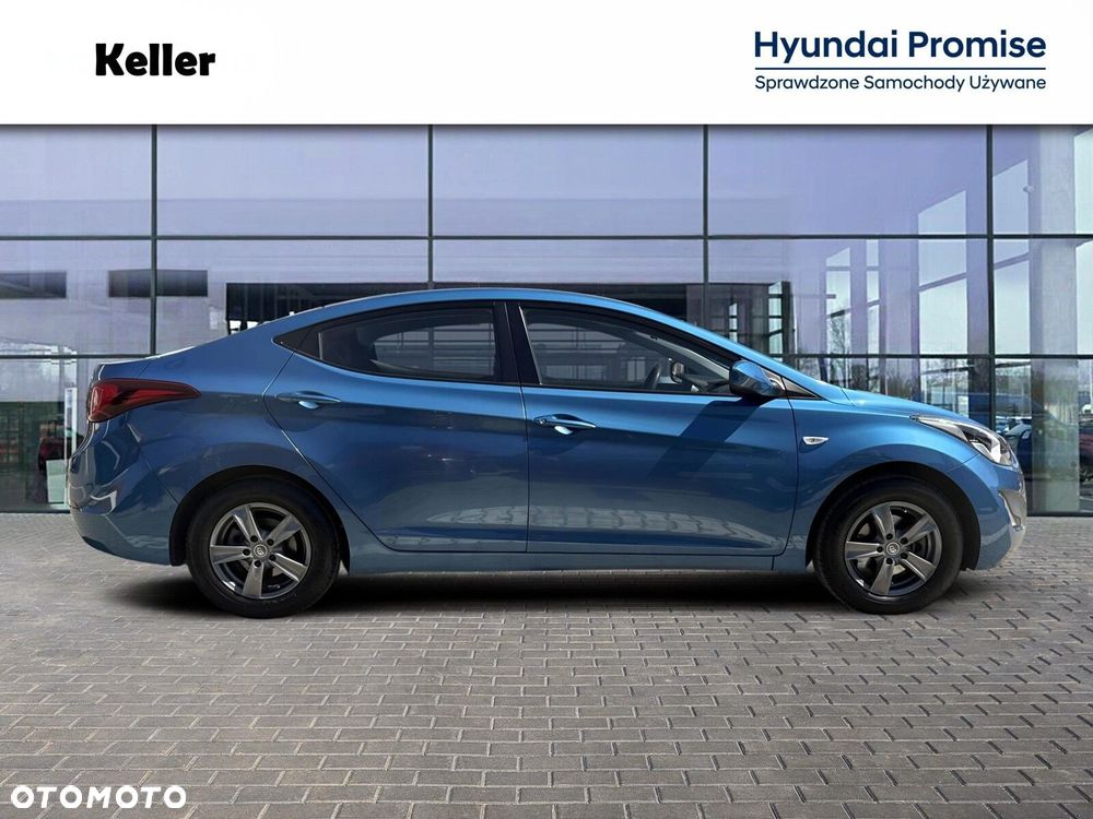 Hyundai Elantra - 9