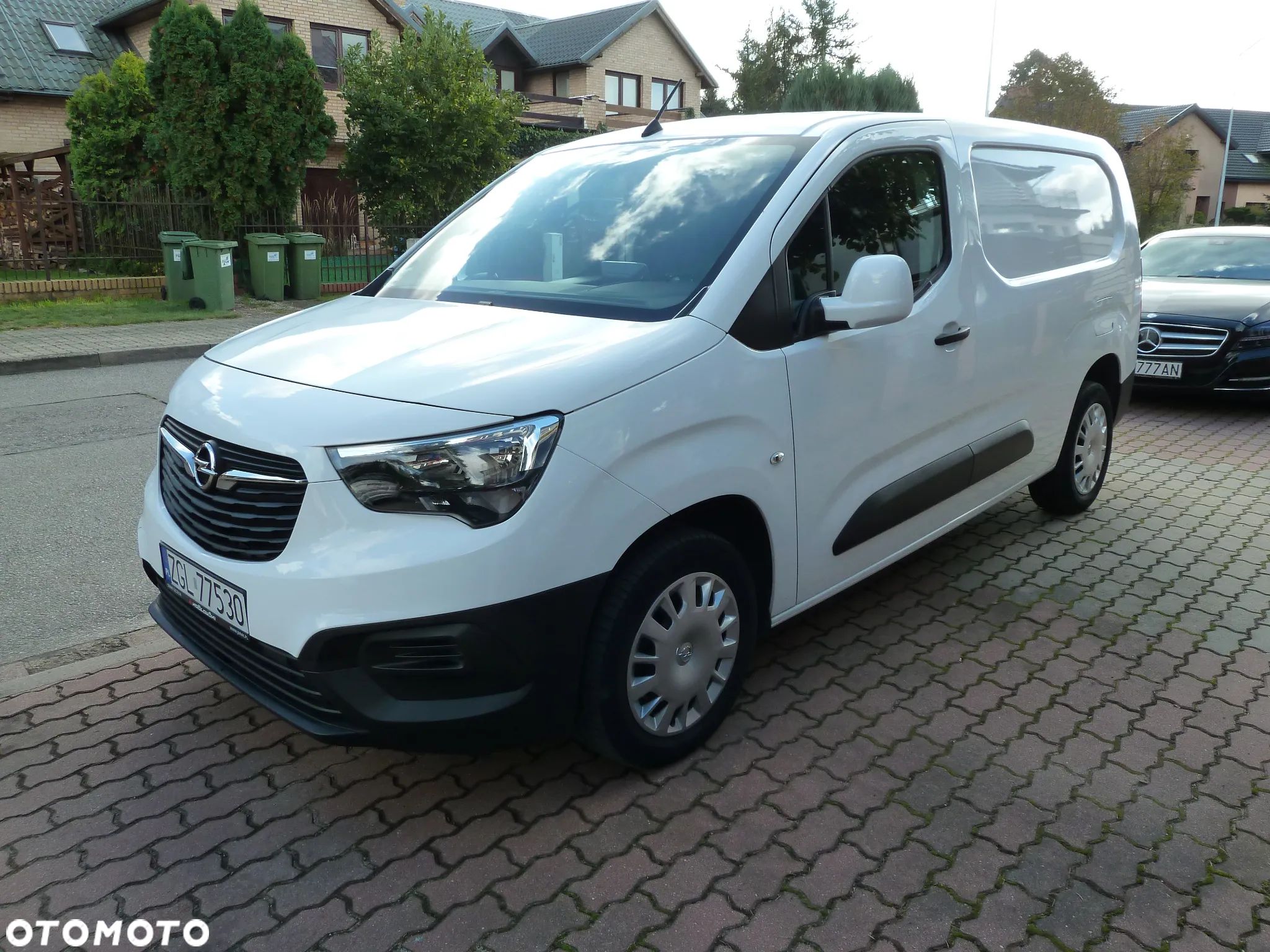 Opel Combo L2 - 1