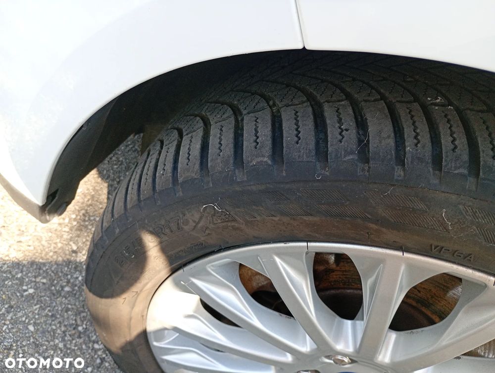 Ford Grand C-MAX - 13