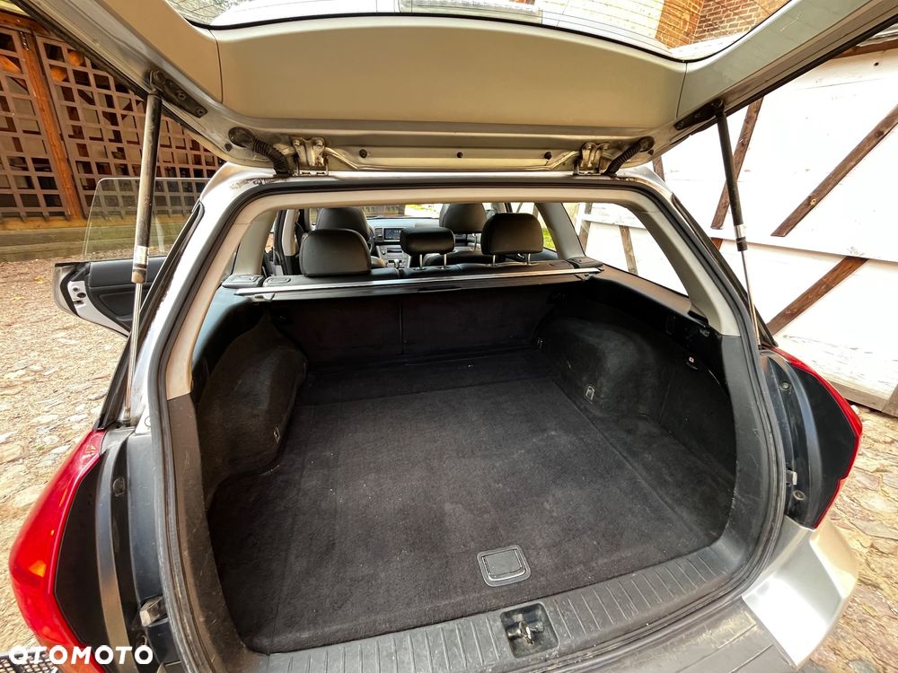 Subaru Outback - 3
