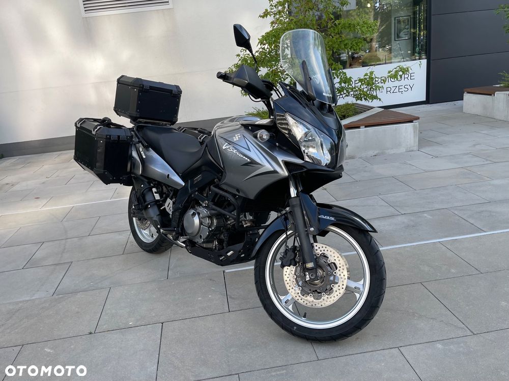 Suzuki V-STROM - 16