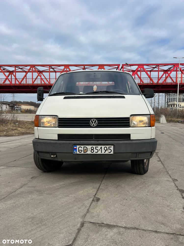Volkswagen Transporter T4, rocznik 1995, wersja z długą skrzynią 2,9 m x 1,85 m, kabina 3-osobowa. - 8
