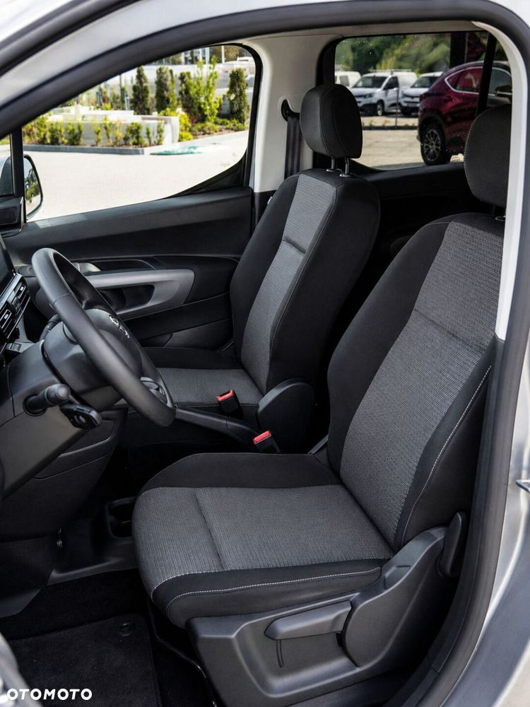 Toyota Proace City Verso Long 1.5 D-4D Business - 11