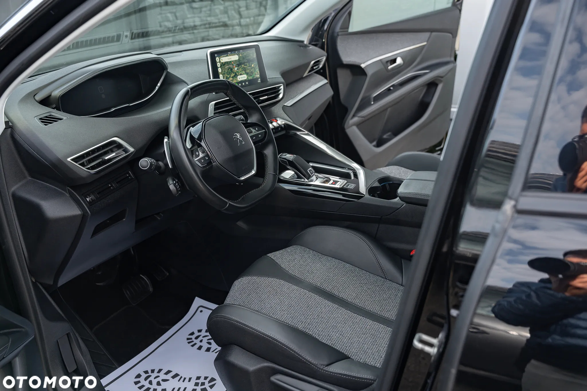 Peugeot 3008 1.5 BlueHDi Allure Pack S&S EAT8 - 16