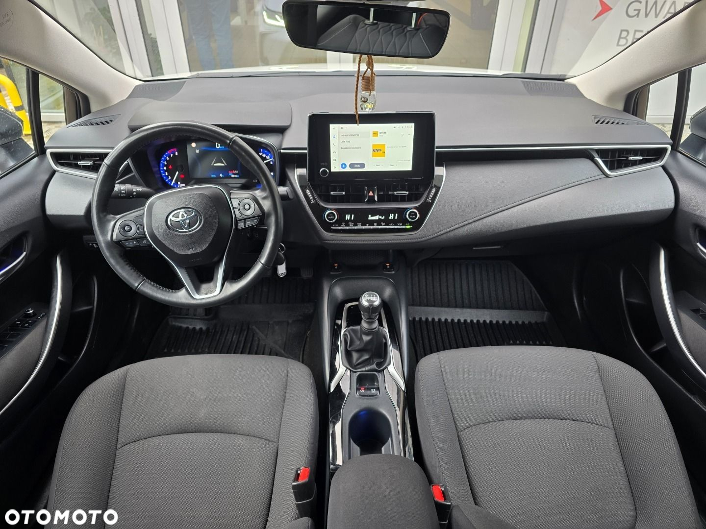 Toyota Corolla - 2