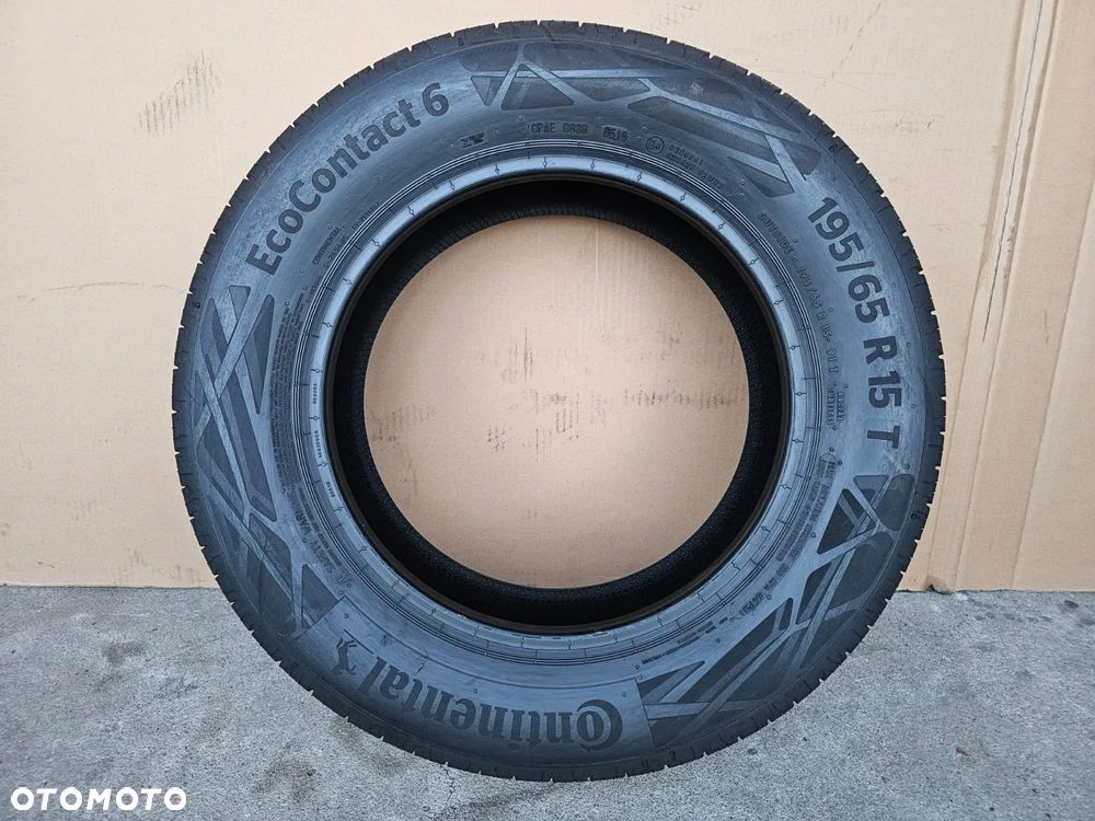 (O59) 195/65R15 91T 5,8mm 19r / Continental EcoContact 6 - 4