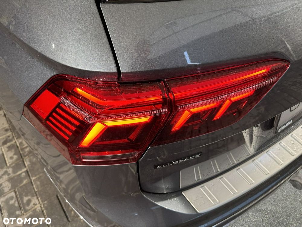 Volkswagen Tiguan Allspace - 12
