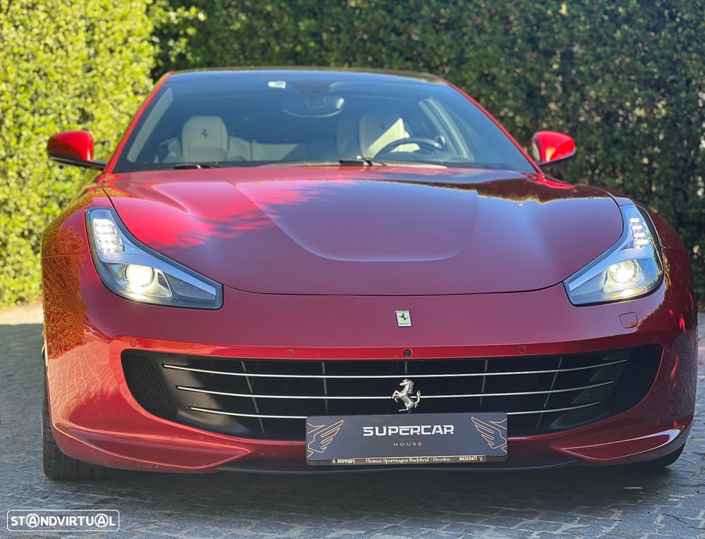 Ferrari GTC4 Lusso - 3