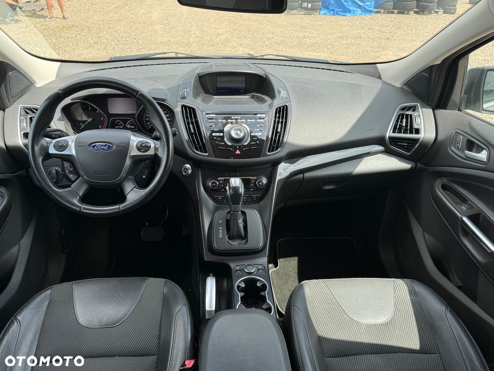 Ford Kuga 2.0 TDCi 4x4 Titanium - 10