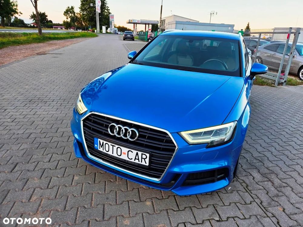 Audi A3 Sportback 2.0 TDI S tronic S line Sportpaket - 19
