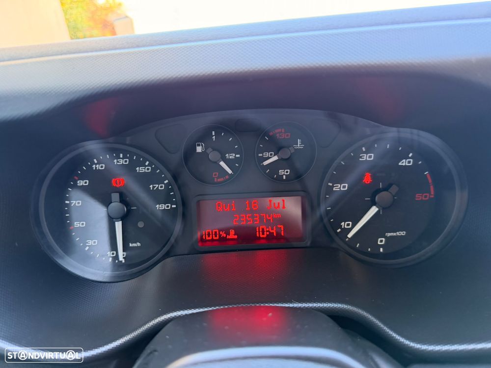 Iveco Daily 3.0 180cv 50-180 | 50C18Z - 11