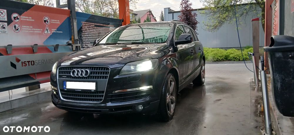 Audi Q7 - 4