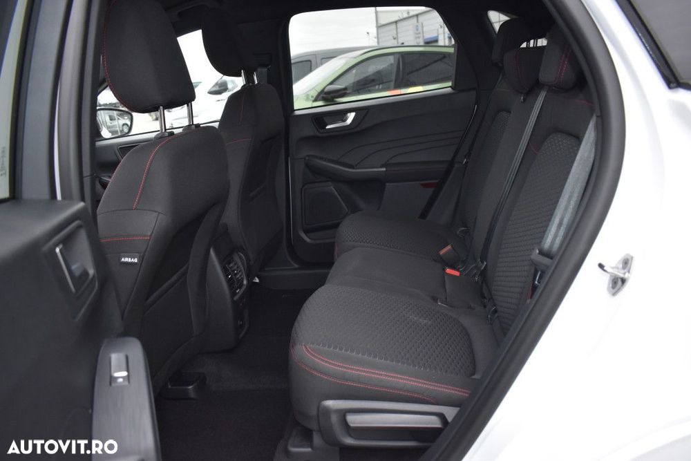 Ford Kuga - 11