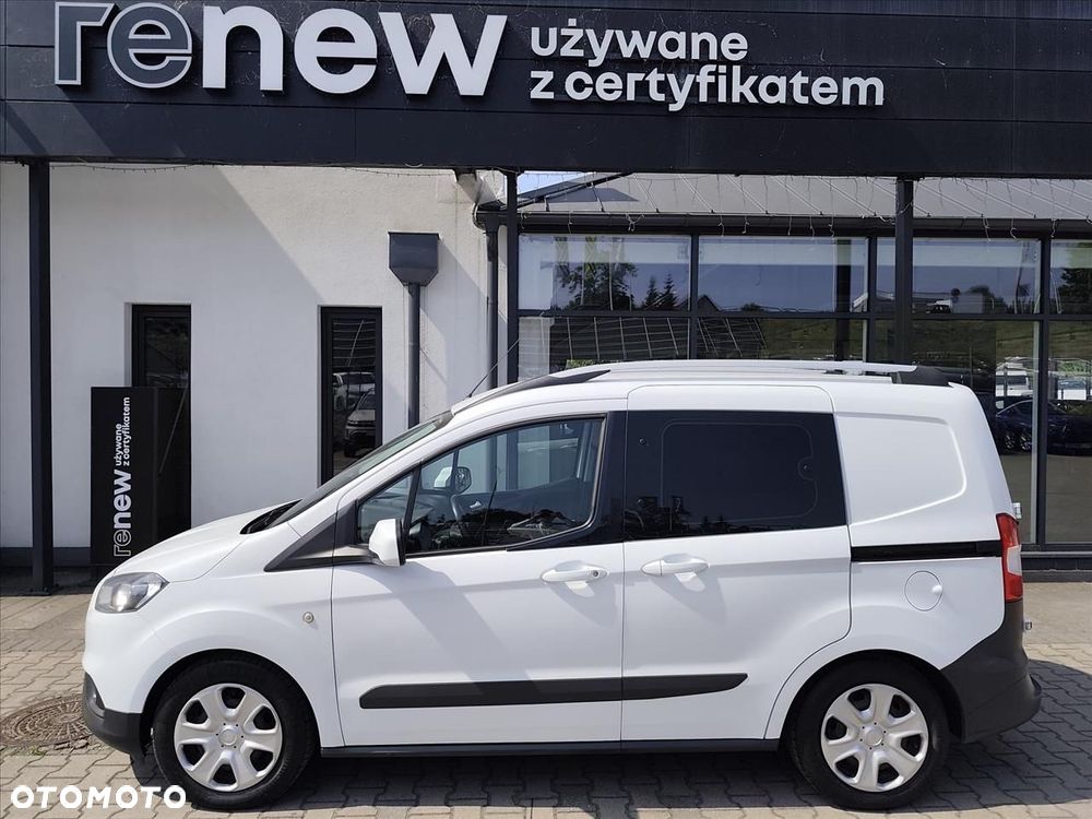 Ford transit-courier - 13