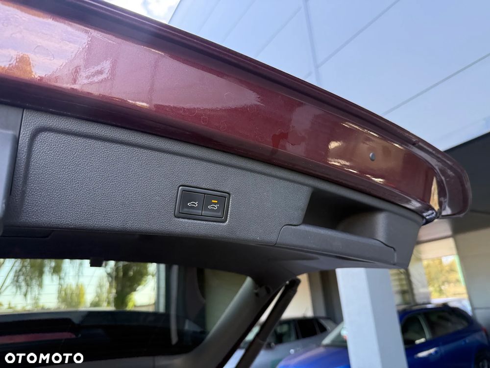 Volkswagen Touareg - 16